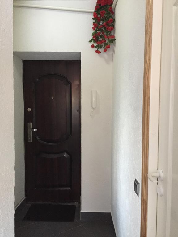 Klaipedas 108 Street Apartment Liepāja Esterno foto